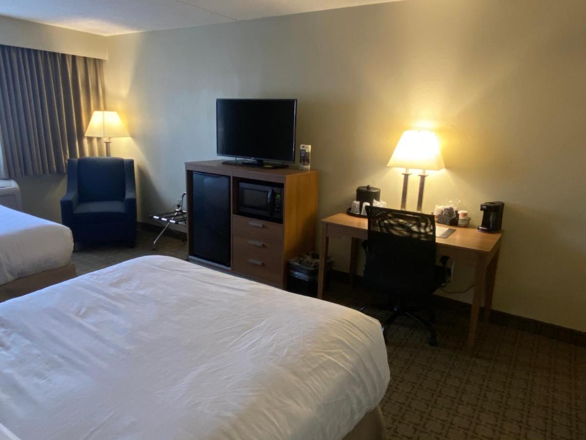 Clarion Inn Harpers Ferry-Charles Town Buitenkant foto