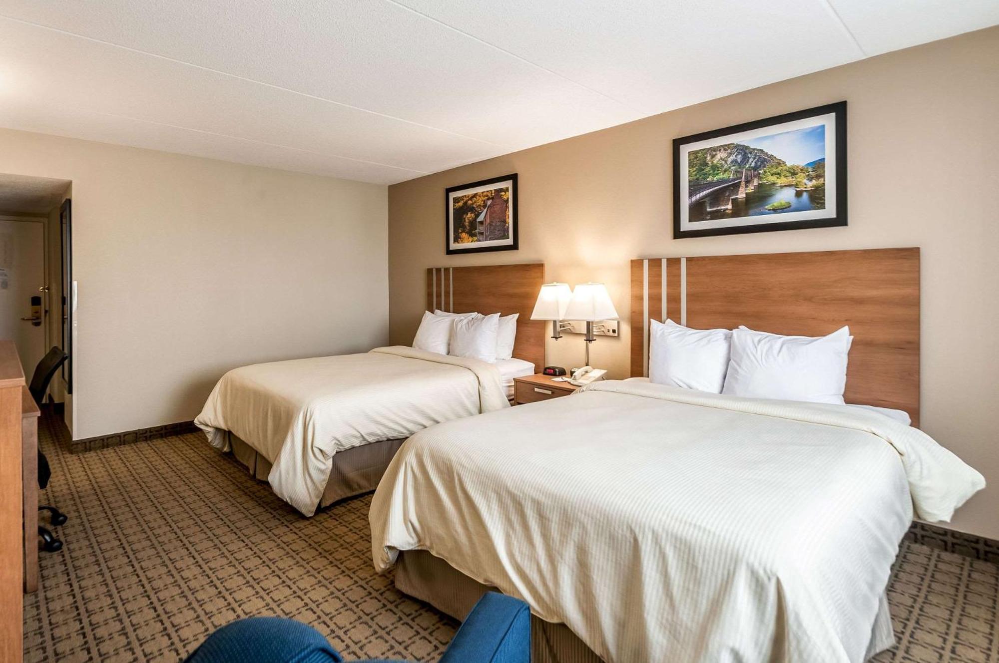Clarion Inn Harpers Ferry-Charles Town Buitenkant foto